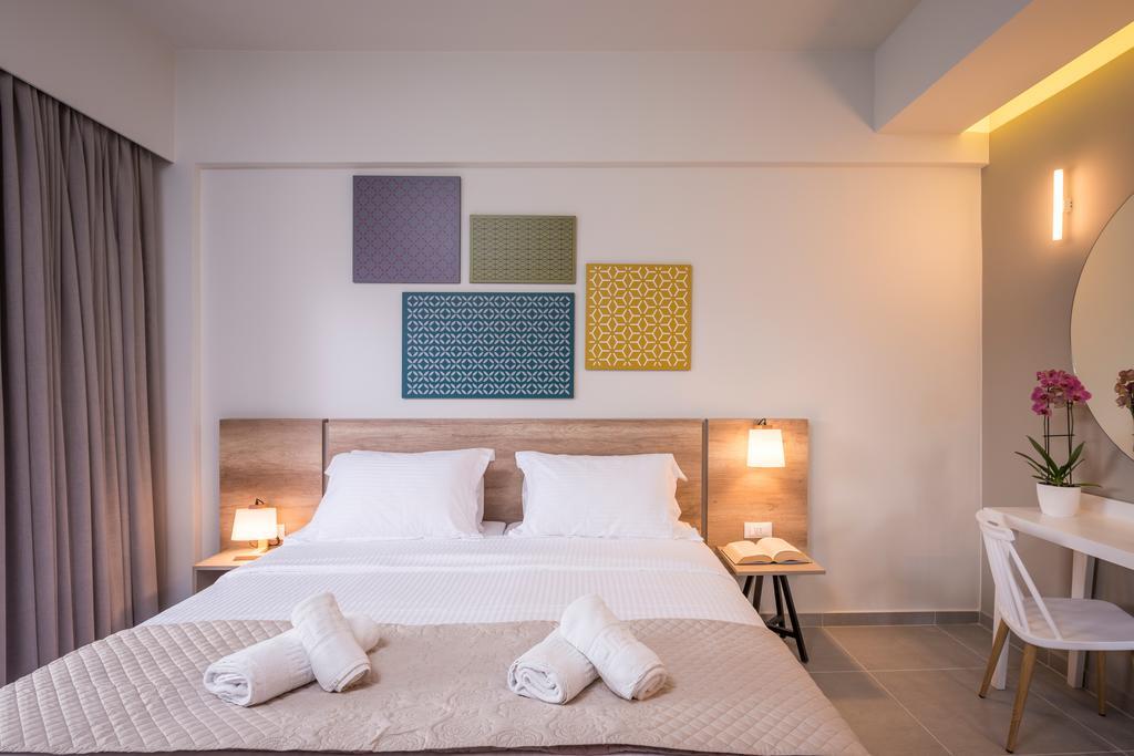 Irini Stalos Apartments Екстер'єр фото