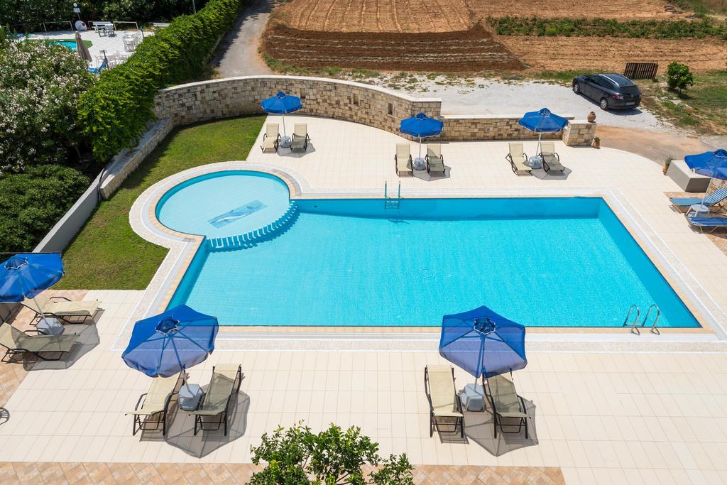 Irini Stalos Apartments Екстер'єр фото