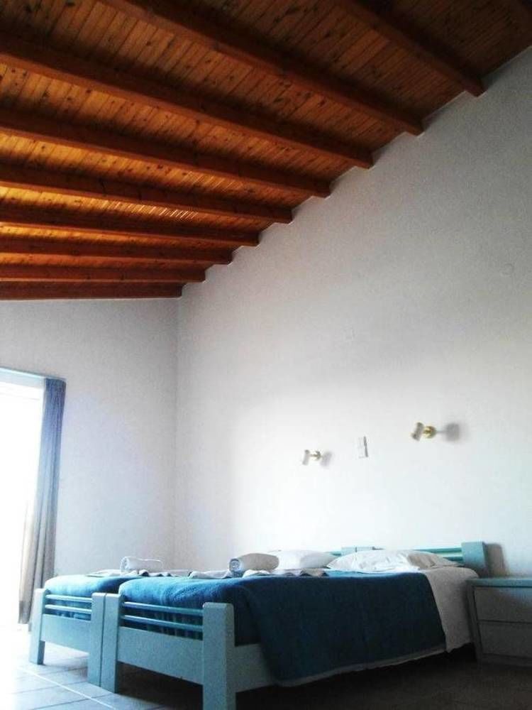 Irini Stalos Apartments Екстер'єр фото