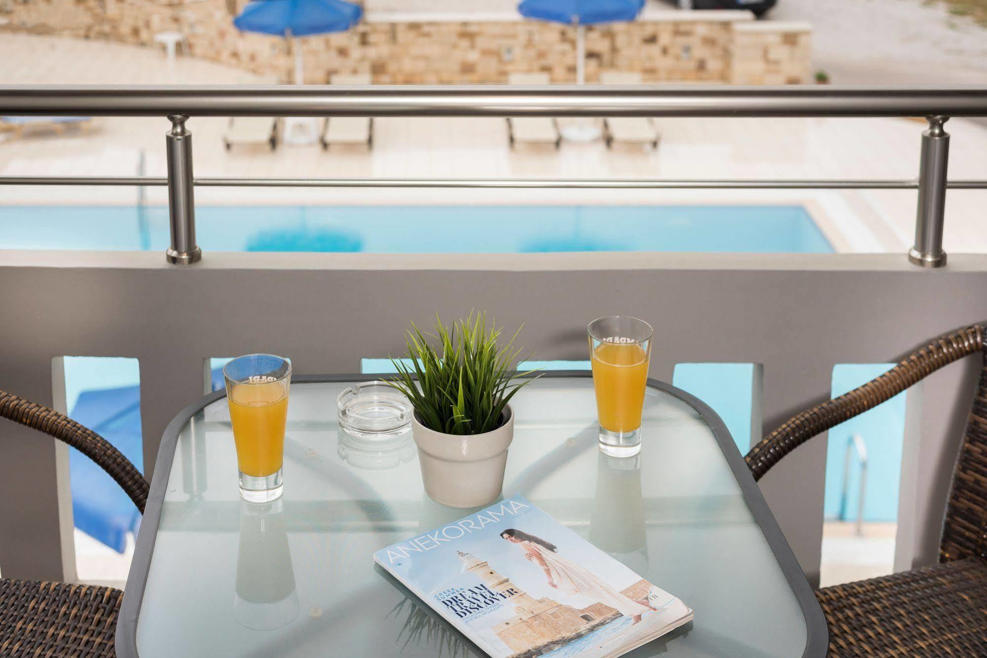 Irini Stalos Apartments Екстер'єр фото